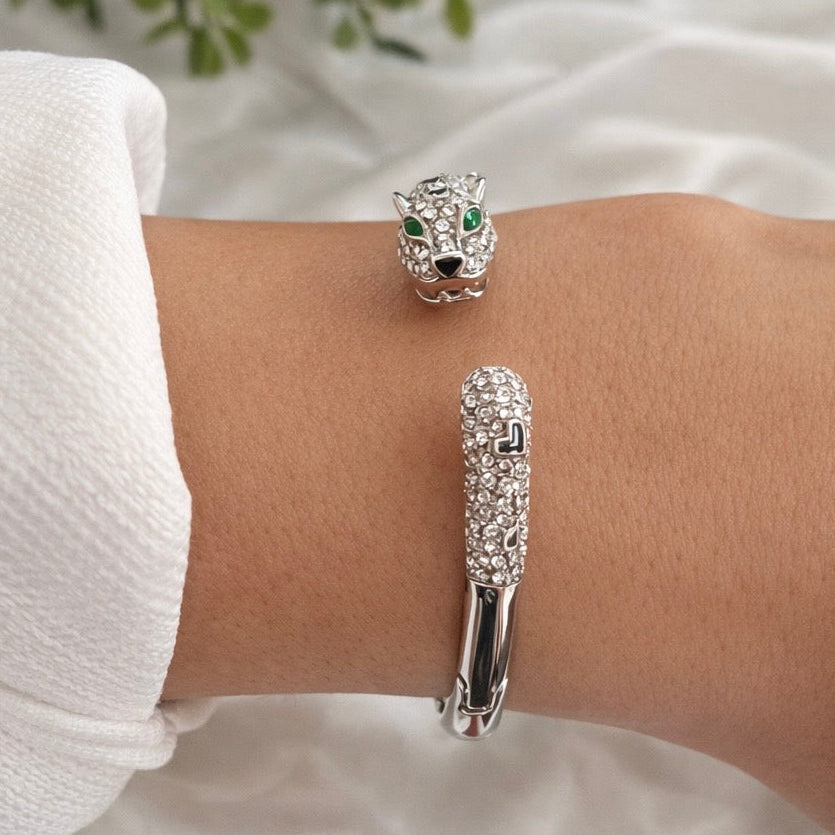 The Huntress Cuff