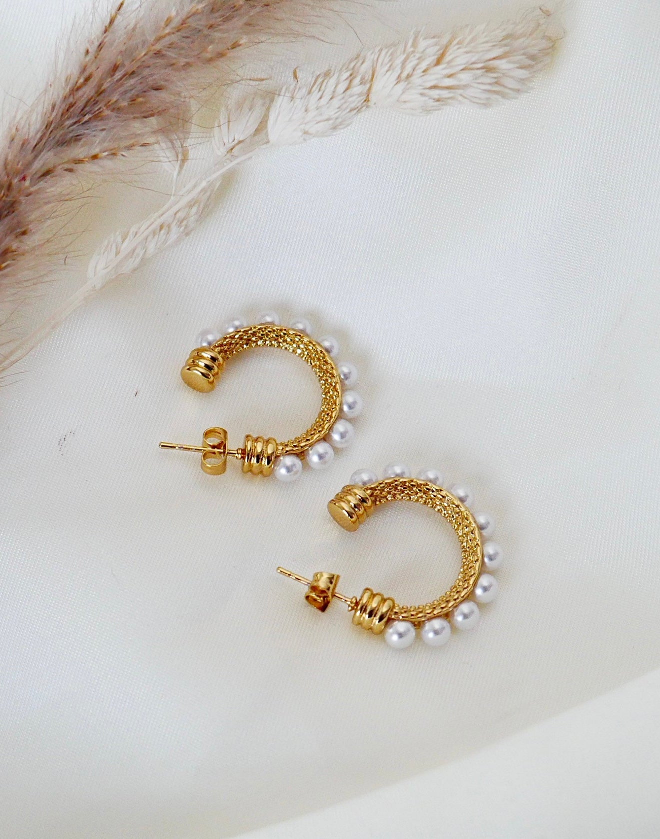 The Icon Textured Hoop Earrings
