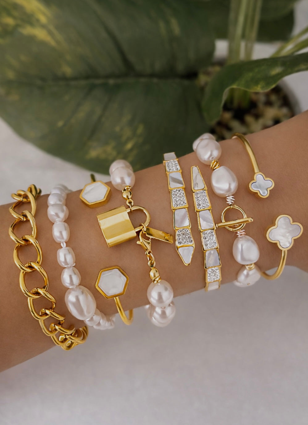 The Mirage Cuff - Gold