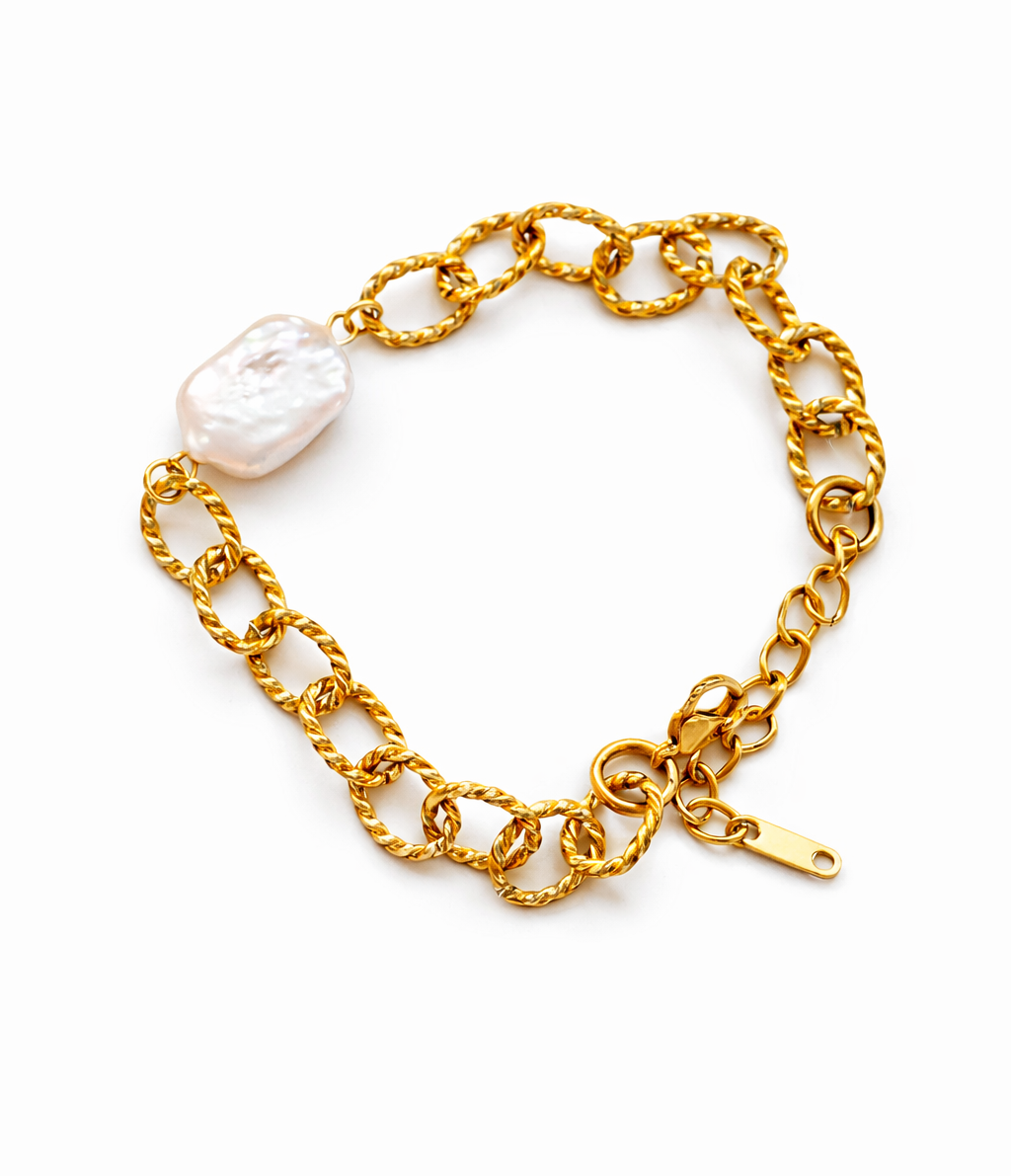 Siren’s Song Irregular Pearl Bracelet