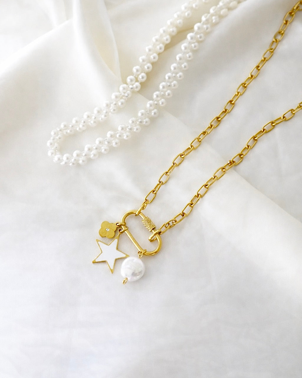 Icon Behavior Necklace