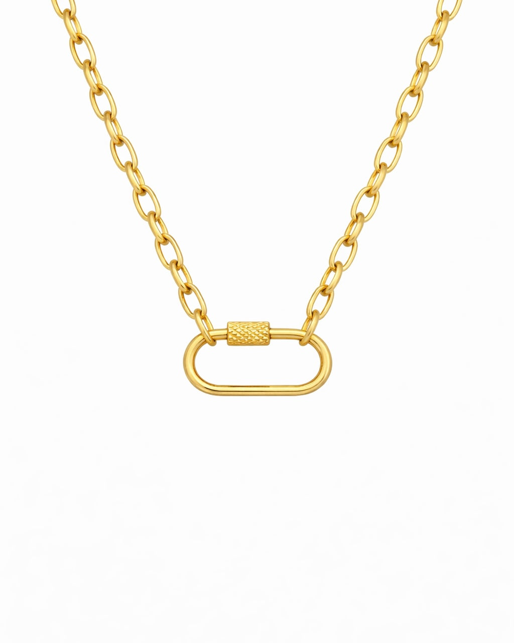 Model Off Duty Necklace