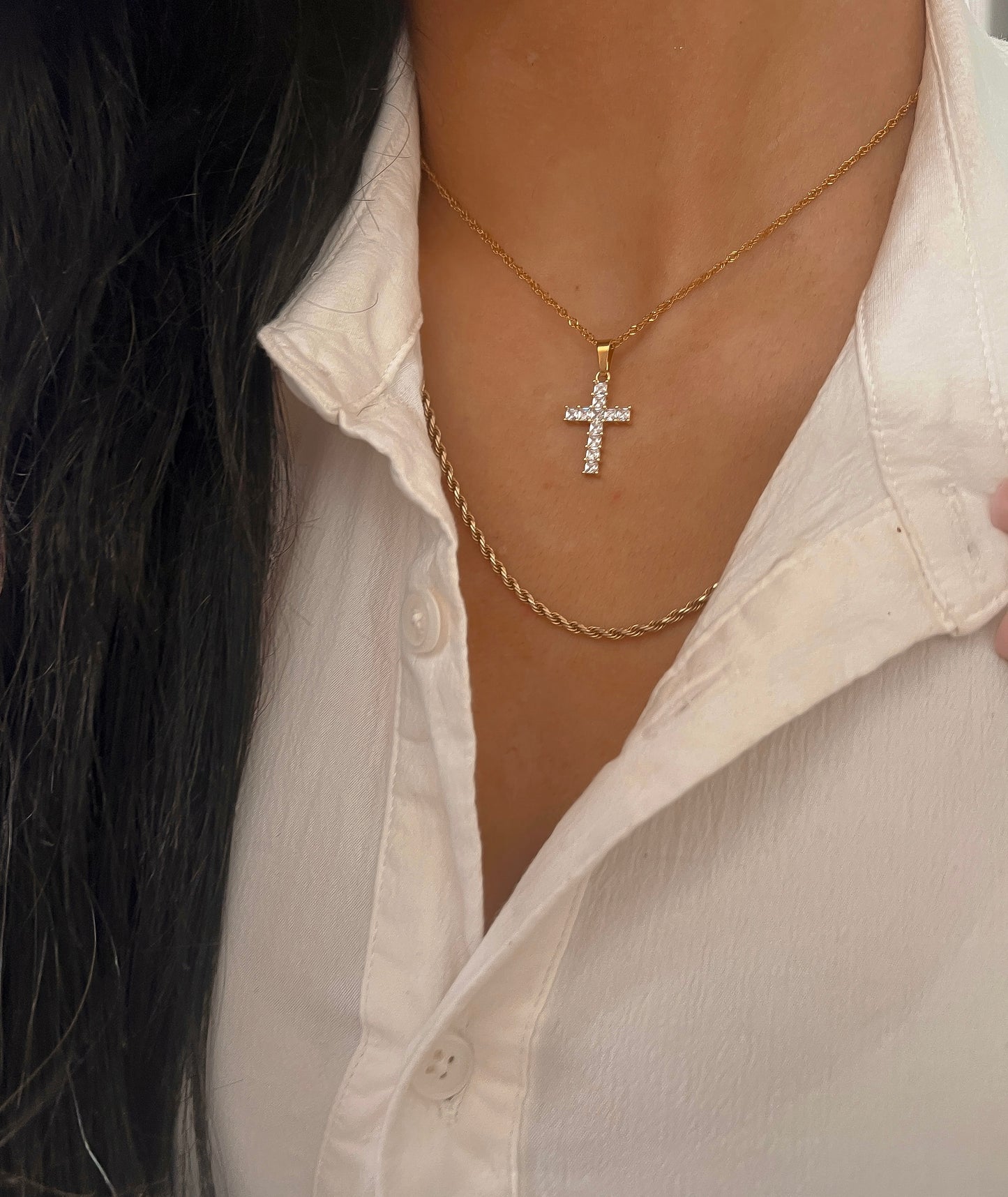 Sparkling Cross Pendant Necklace